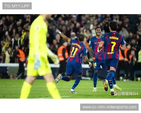 巴萨直塞撕开防线，佩德里助攻拉菲尼亚推射入网